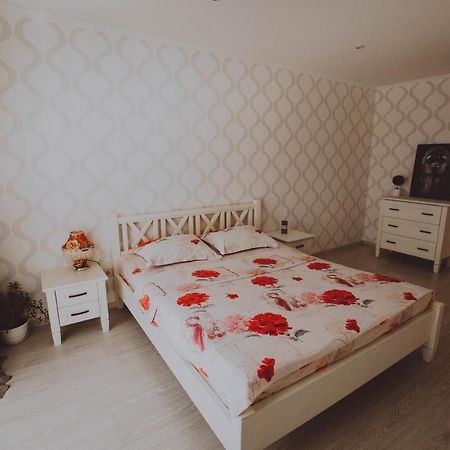 Standard Plus Apartment Poltava Dış mekan fotoğraf